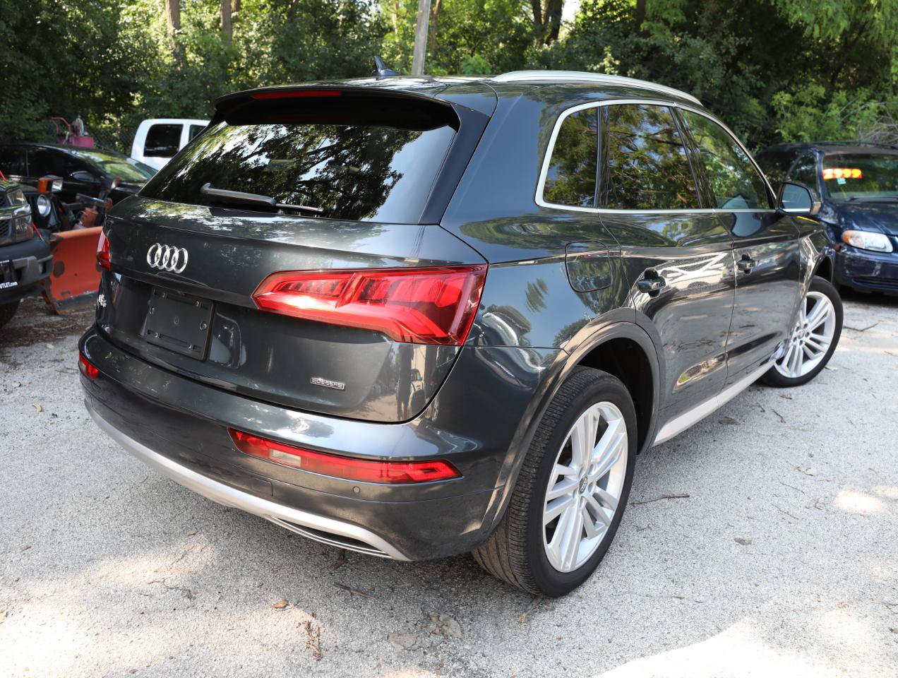 Used 2020 Audi Q5 2.0T Premium Plus w/ Premium Plus Package AWD/4WD image 6