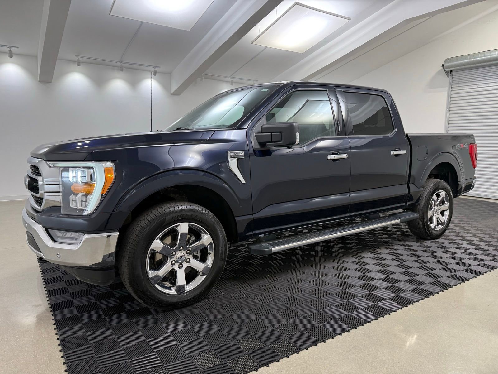Used 2022 Ford F150 XLT w/ Equipment Group 302A High AWD/4WD image 3