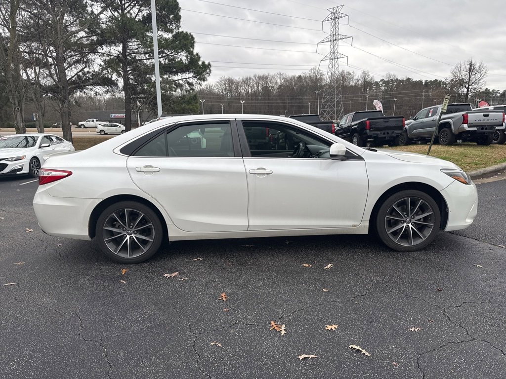 Used 2016 Toyota Camry XSE image 6