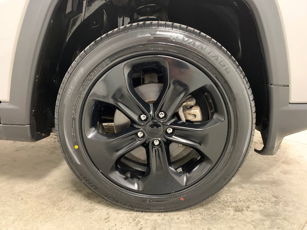 Used 2019 Jeep Compass Altitude image 29