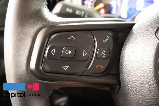 Used 2023 Jeep Gladiator Sport AWD/4WD image 16