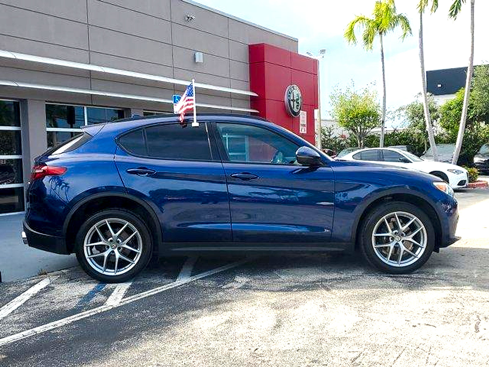 Used 2018 Alfa Romeo Stelvio Ti Sport AWD/4WD image 8