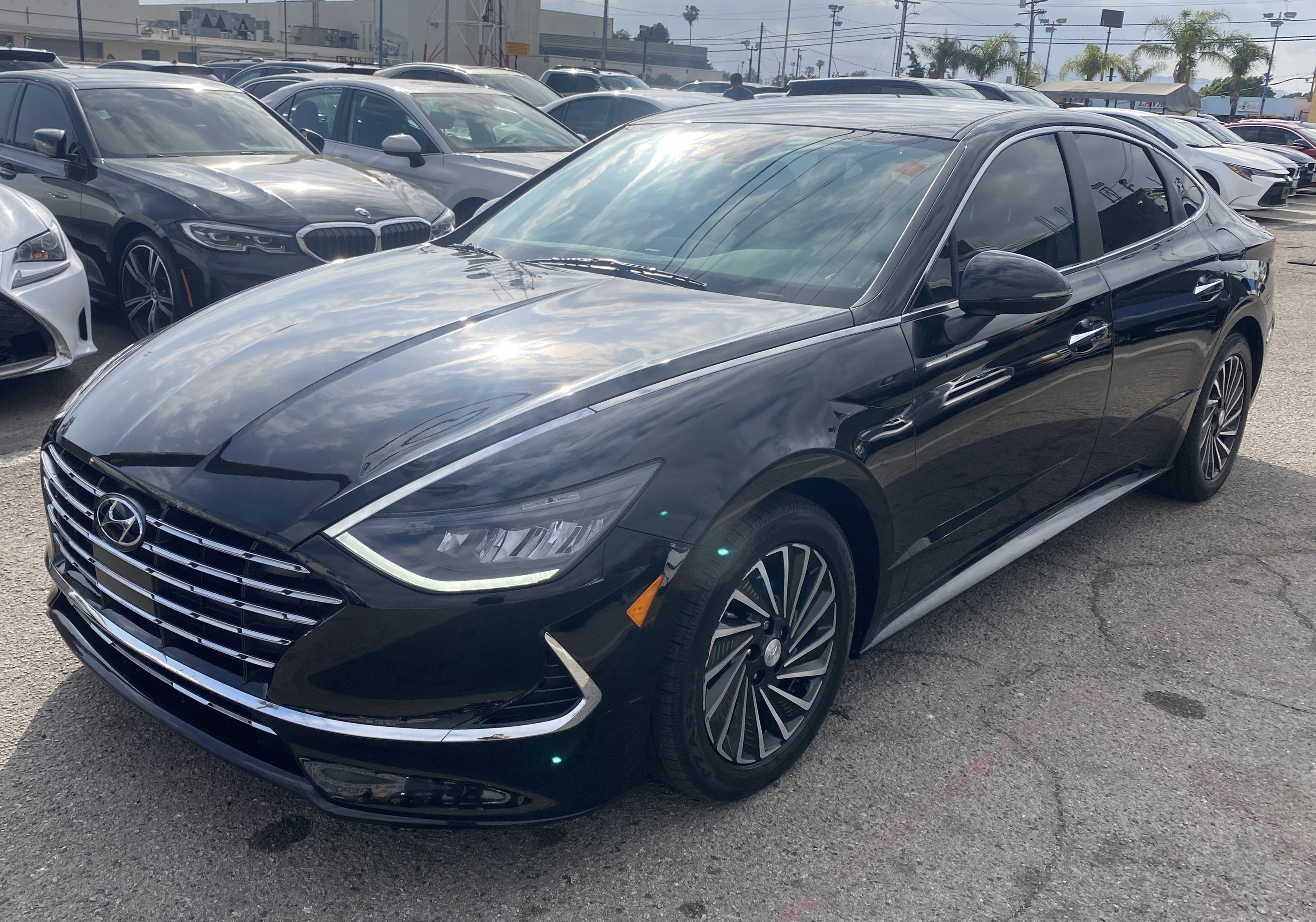 Used 2023 Hyundai Sonata SEL image 2