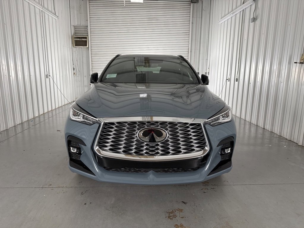 Certified 2025 INFINITI QX55 Luxe w/ Cargo Package image 3