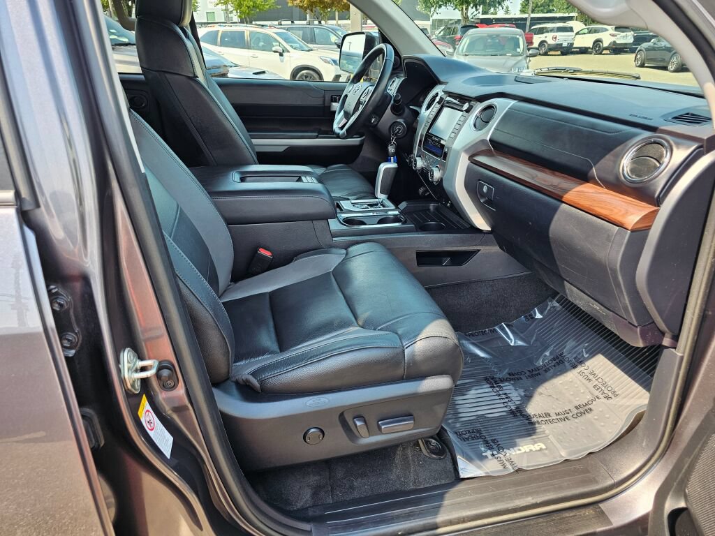 Used 2019 Toyota Tundra Limited w/ Limited Premium Package AWD/4WD image 12