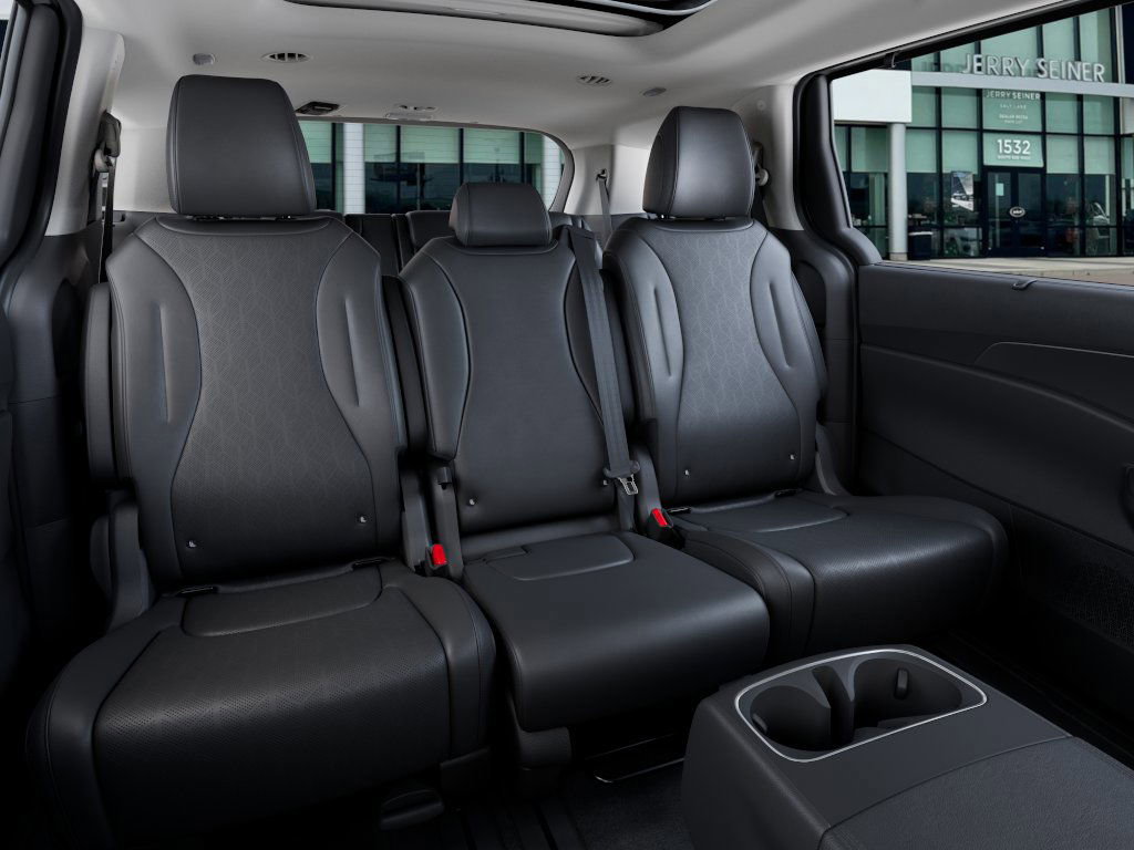 New 2026 Kia Carnival SX image 17