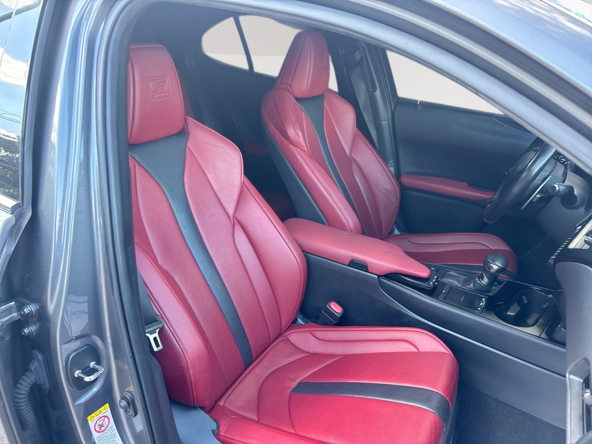 Used 2019 Lexus UX 200 F Sport w/ F Sport Premium Package FWD image 28