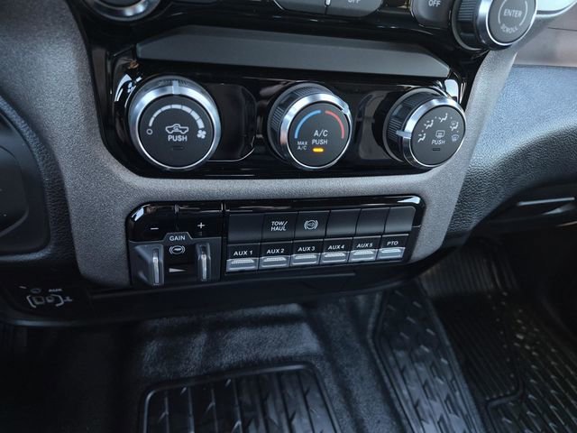 New 2026 RAM 3500 Tradesman image 24