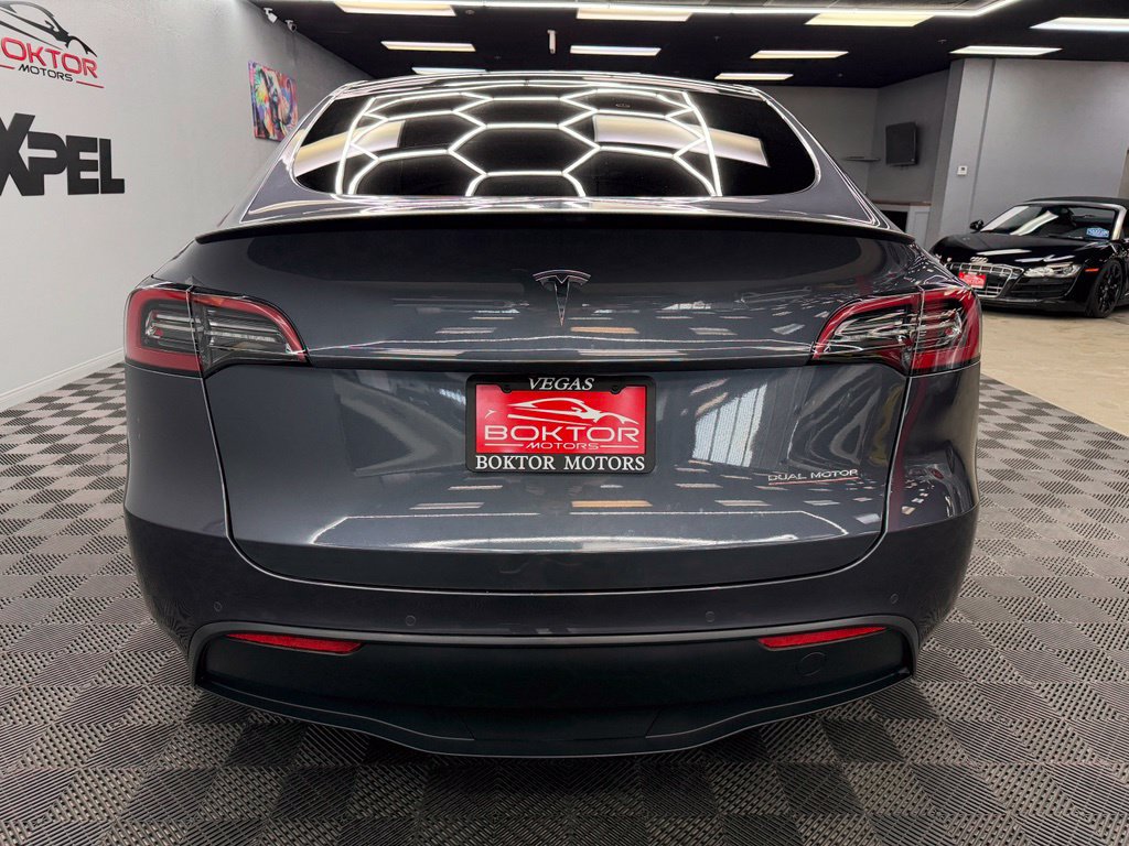 Used 2022 Tesla Model Y Performance AWD/4WD image 12