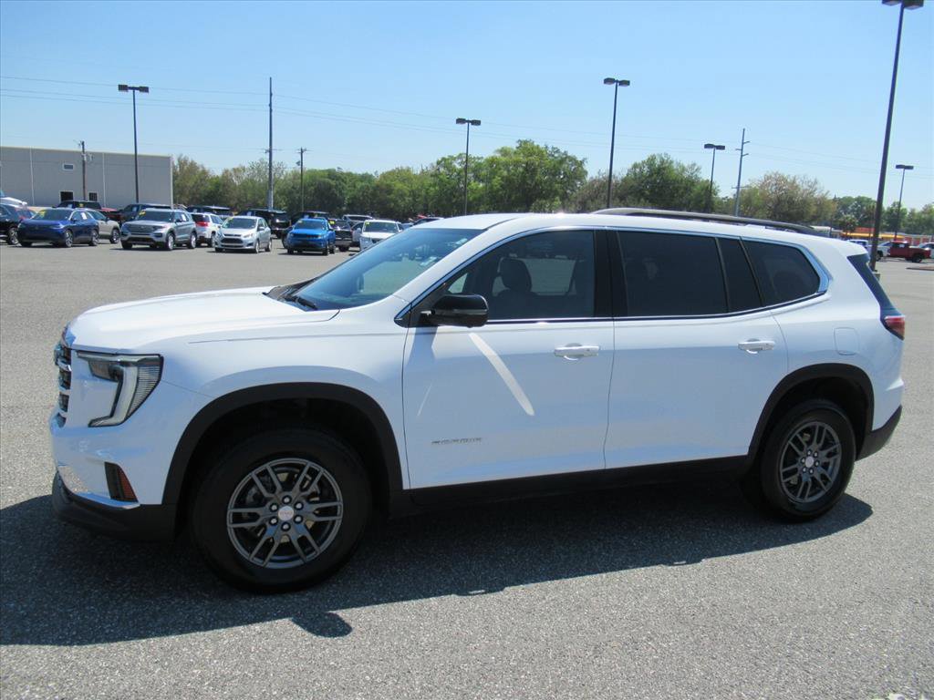 Used 2025 GMC Acadia Elevation image 4
