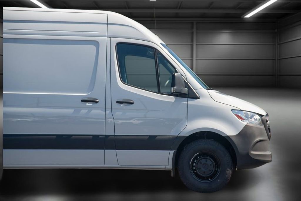 Used 2024 Mercedes-Benz Sprinter 144 Cargo image 8