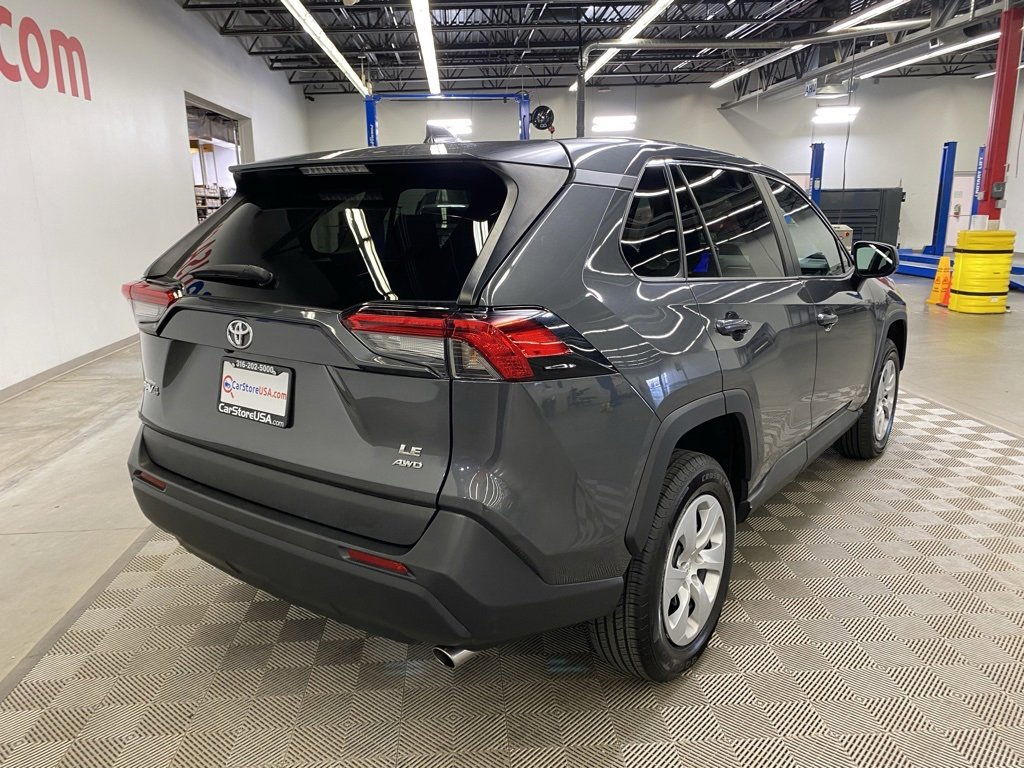 Used 2024 Toyota RAV4 LE image 17