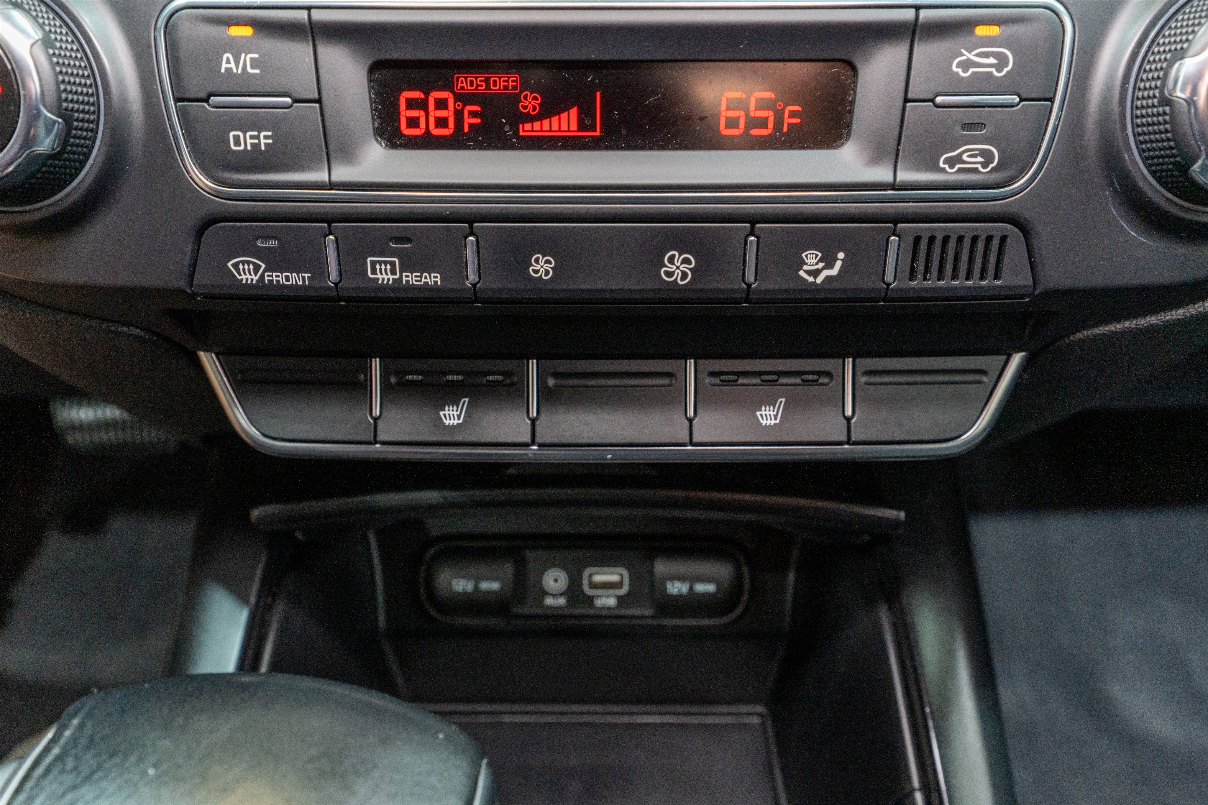 Used 2019 Kia Sorento FWD w/ Option Group 020 image 19