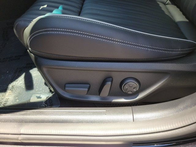 Certified 2026 Genesis G70 2.5T Prestige RWD image 16