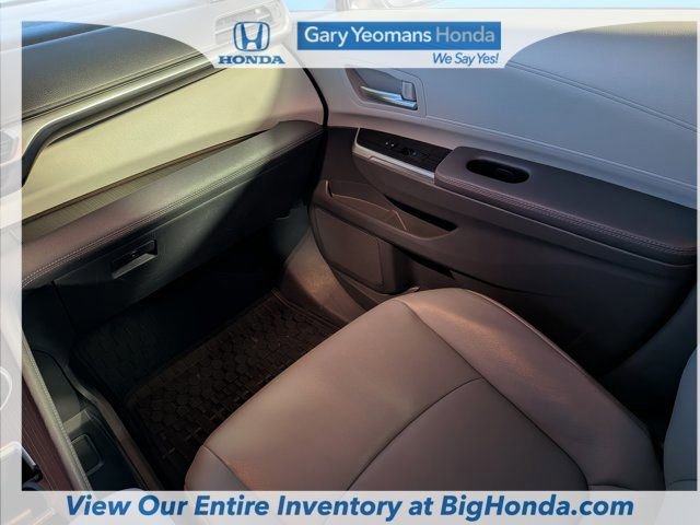Used 2023 Toyota Sienna XLE image 15