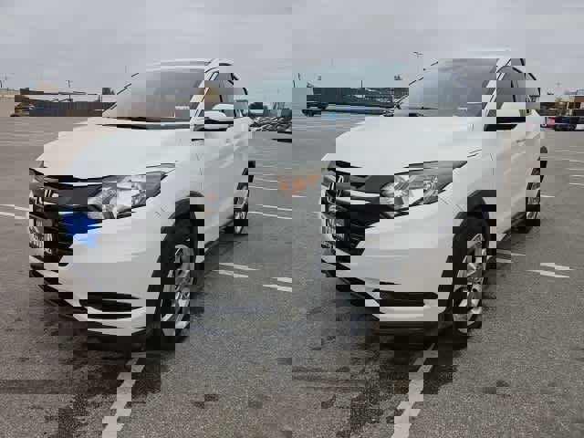 Used 2017 Honda HR-V LX image 1