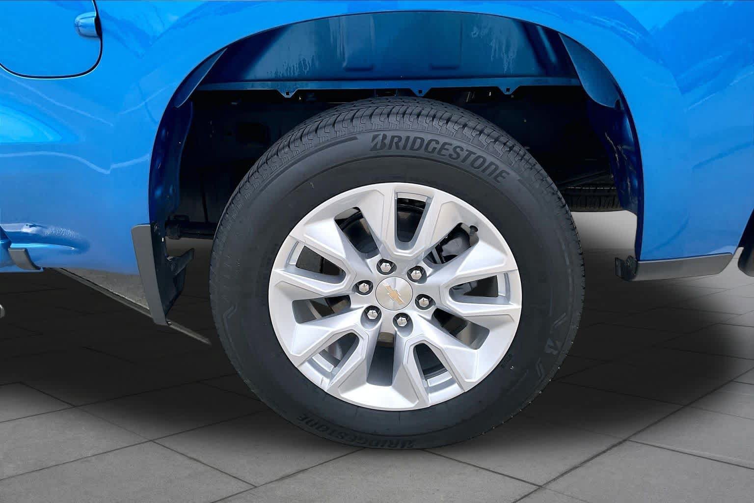 Used 2022 Chevrolet Silverado 1500 Custom RWD image 11