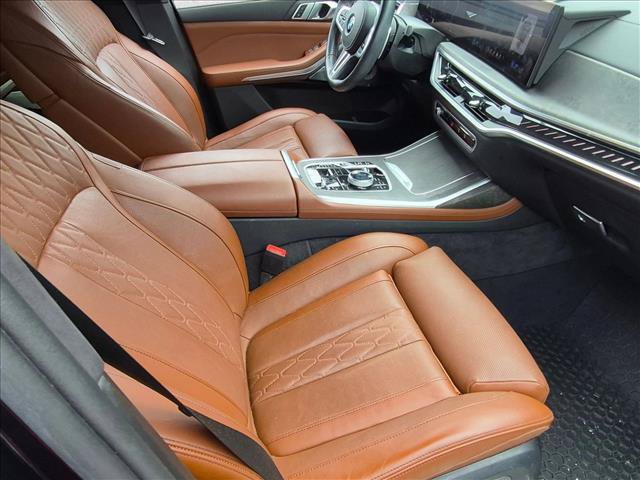 Used 2025 BMW X7 M60i AWD/4WD image 20