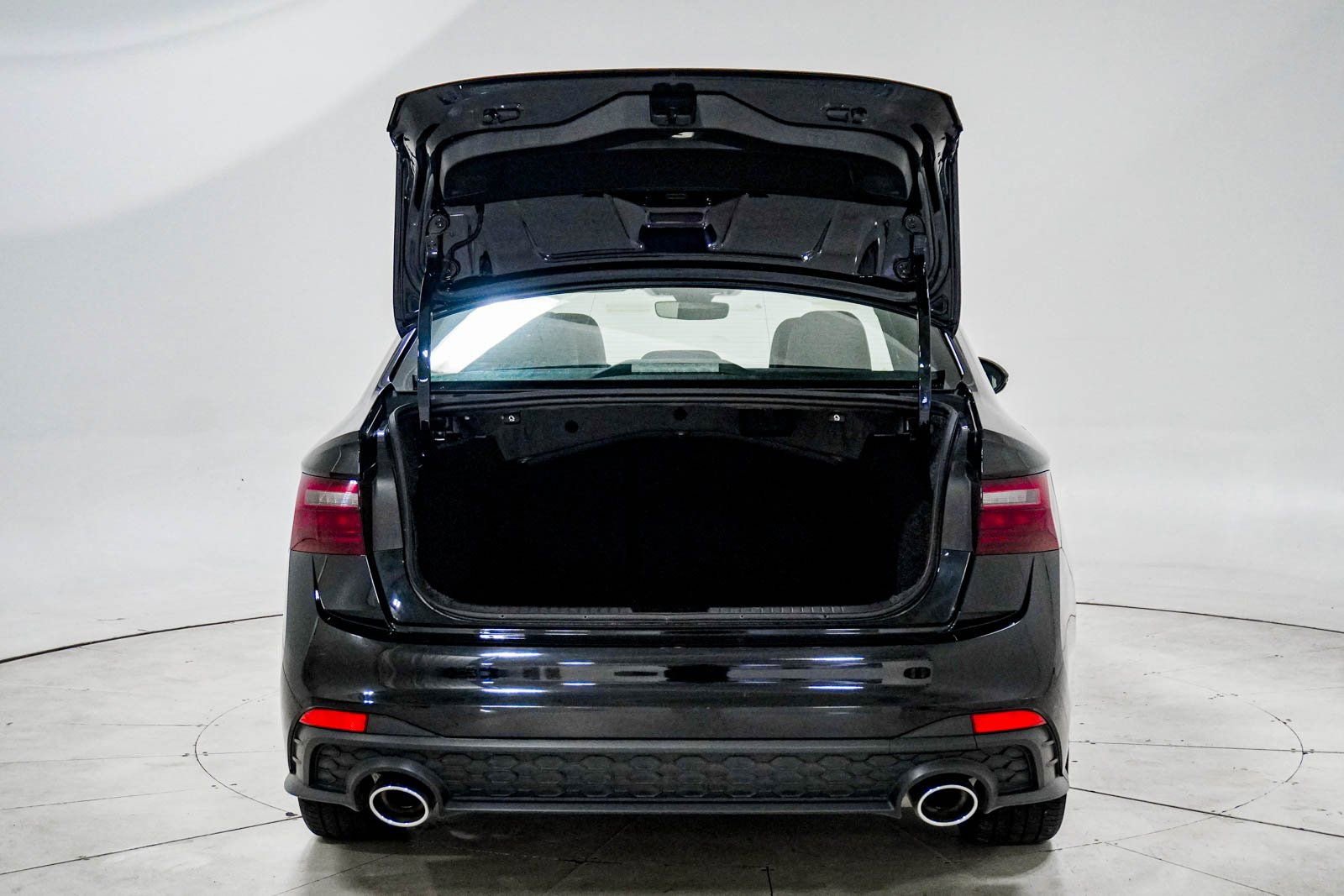 Used 2025 Volkswagen Jetta GLI Autobahn FWD image 7