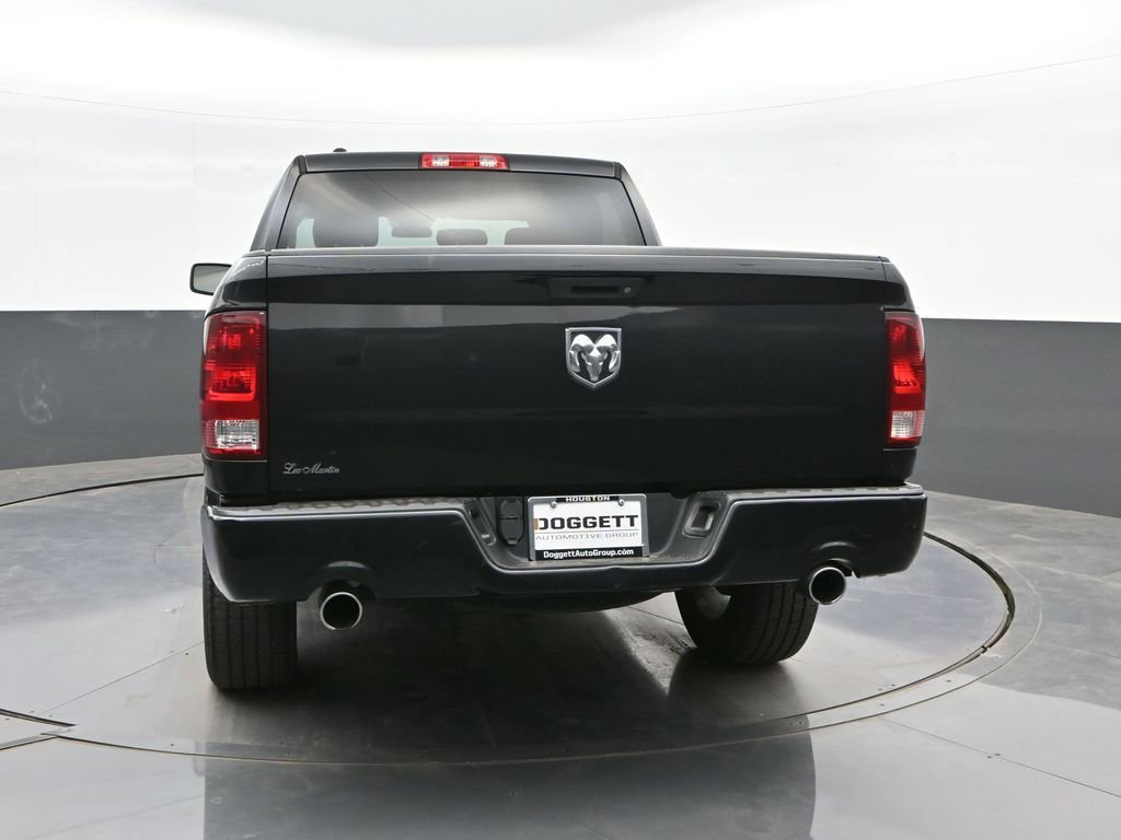 Used 2017 RAM 1500 Express RWD image 7