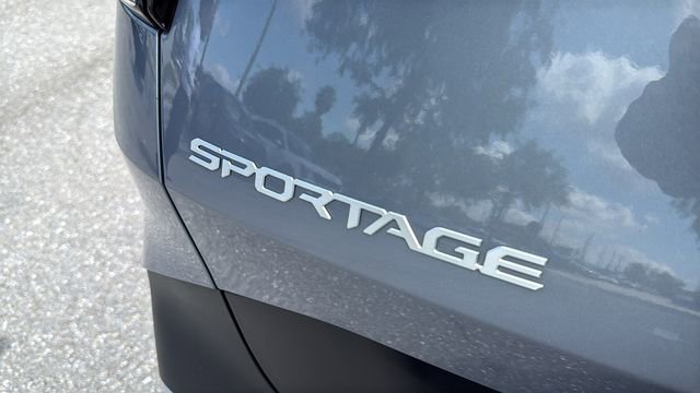 Used 2025 Kia Sportage EX FWD image 7