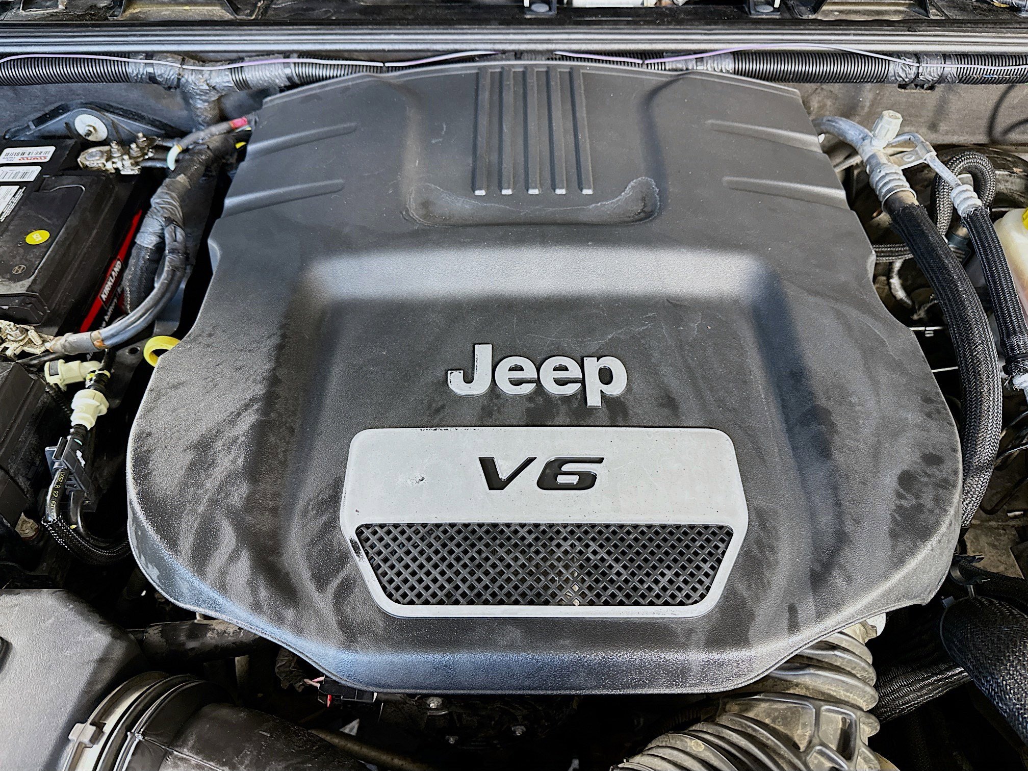 Used 2018 Jeep Wrangler Unlimited Sport w/ Quick Order Package 24W image 37