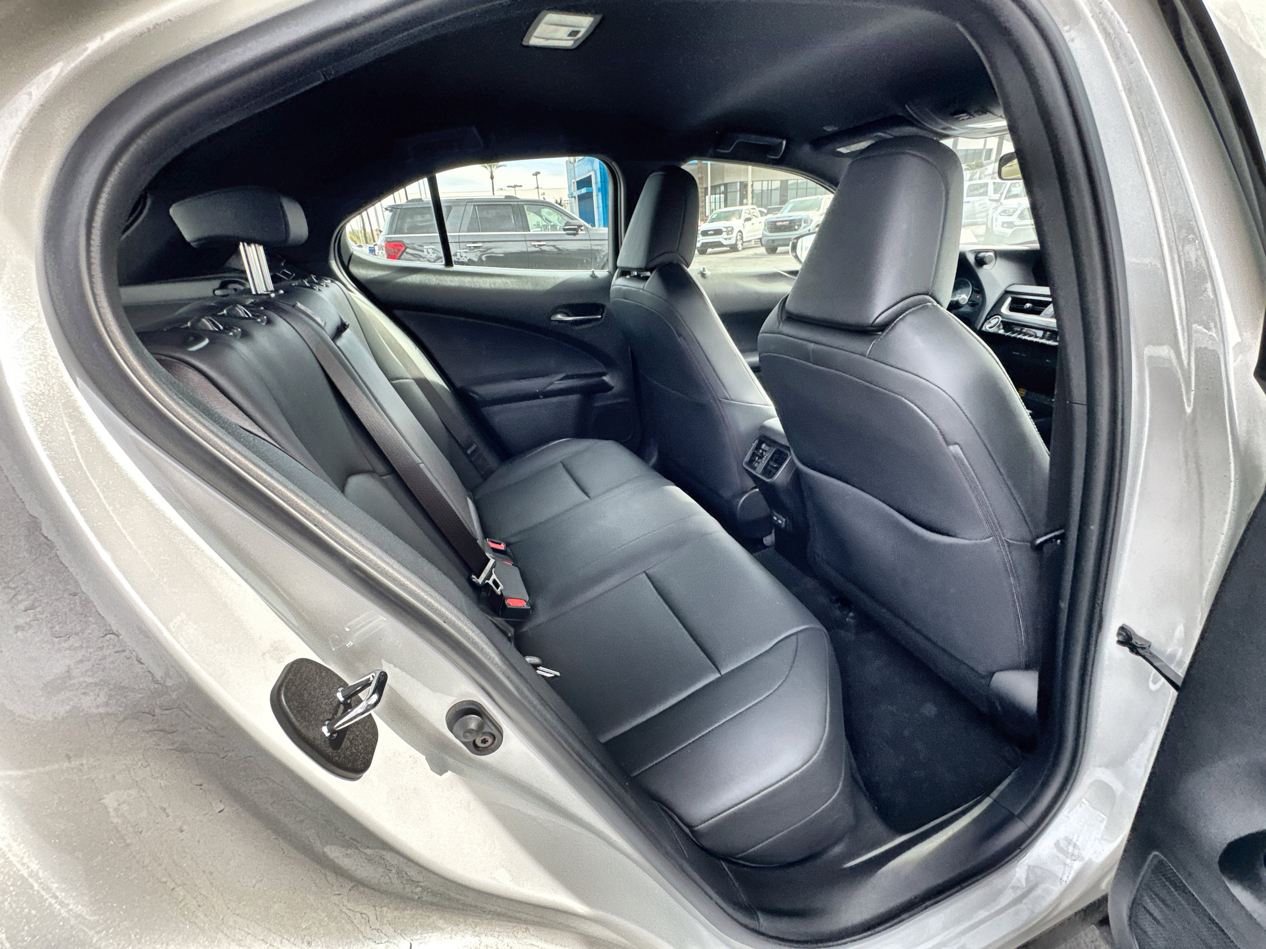 Used 2021 Lexus UX 200 w/ Accessory Package (Z1) image 26