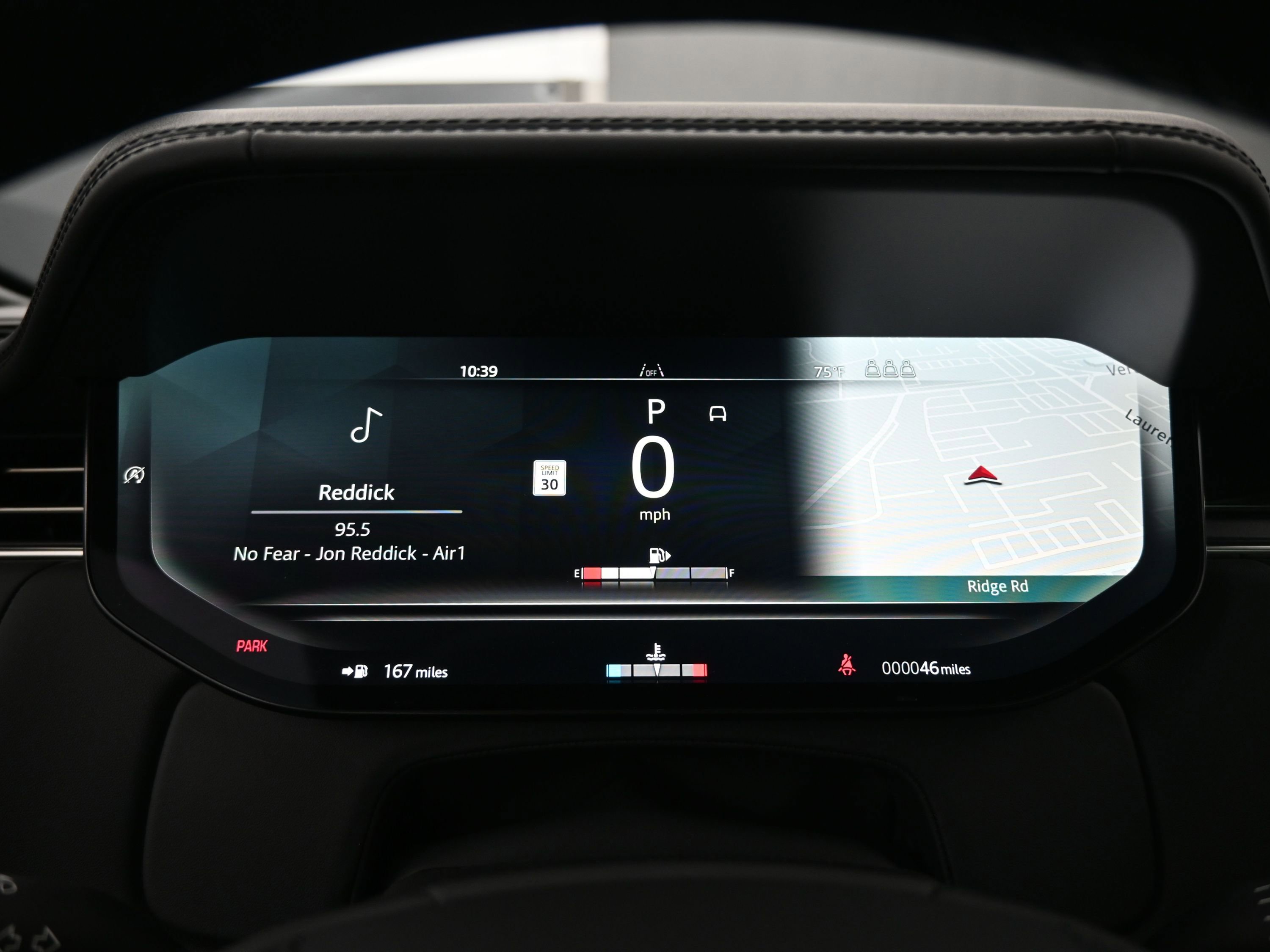 New 2025 Land Rover Range Rover SV image 18
