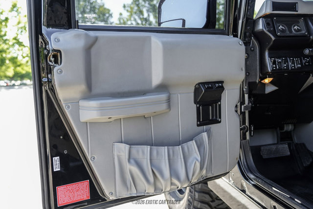 Used 2003 HUMMER H1 4-Door Open Top AWD/4WD image 35