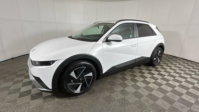 Certified 2025 Hyundai Ioniq 5 SEL AWD/4WD image 6
