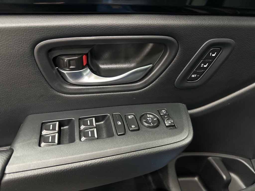 Used 2024 Honda Pilot TrailSport image 18