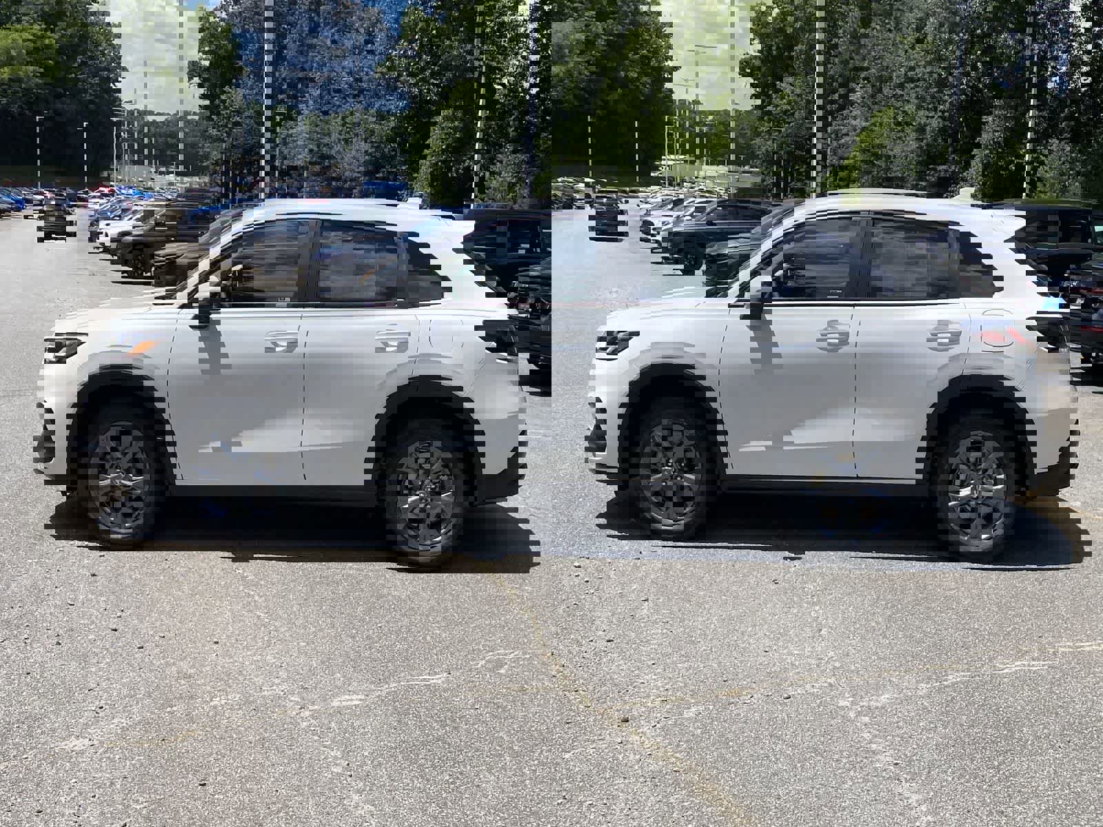 New 2026 Honda HR-V LX image 2