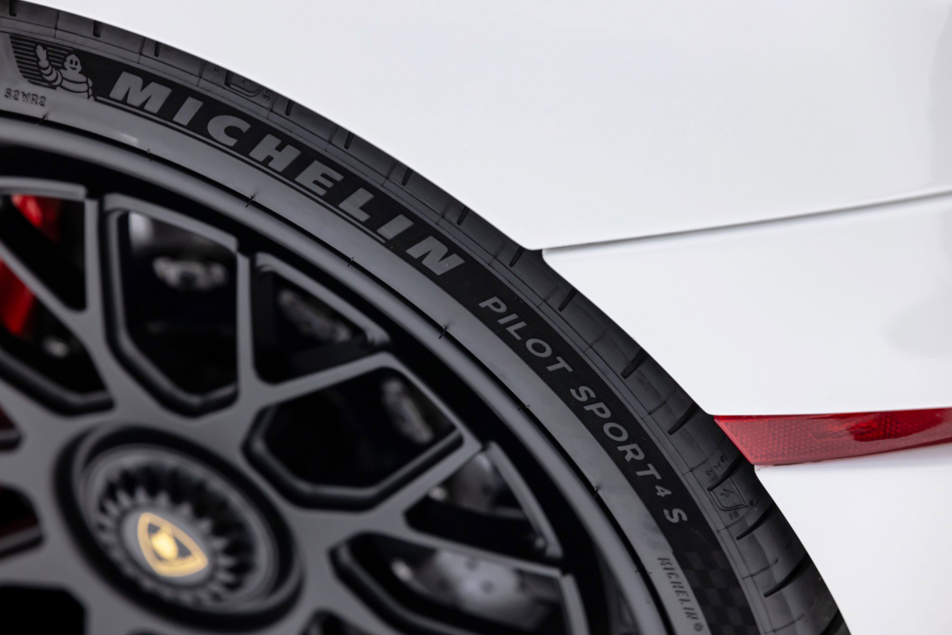 Used 2022 Lamborghini Huracan STO image 71