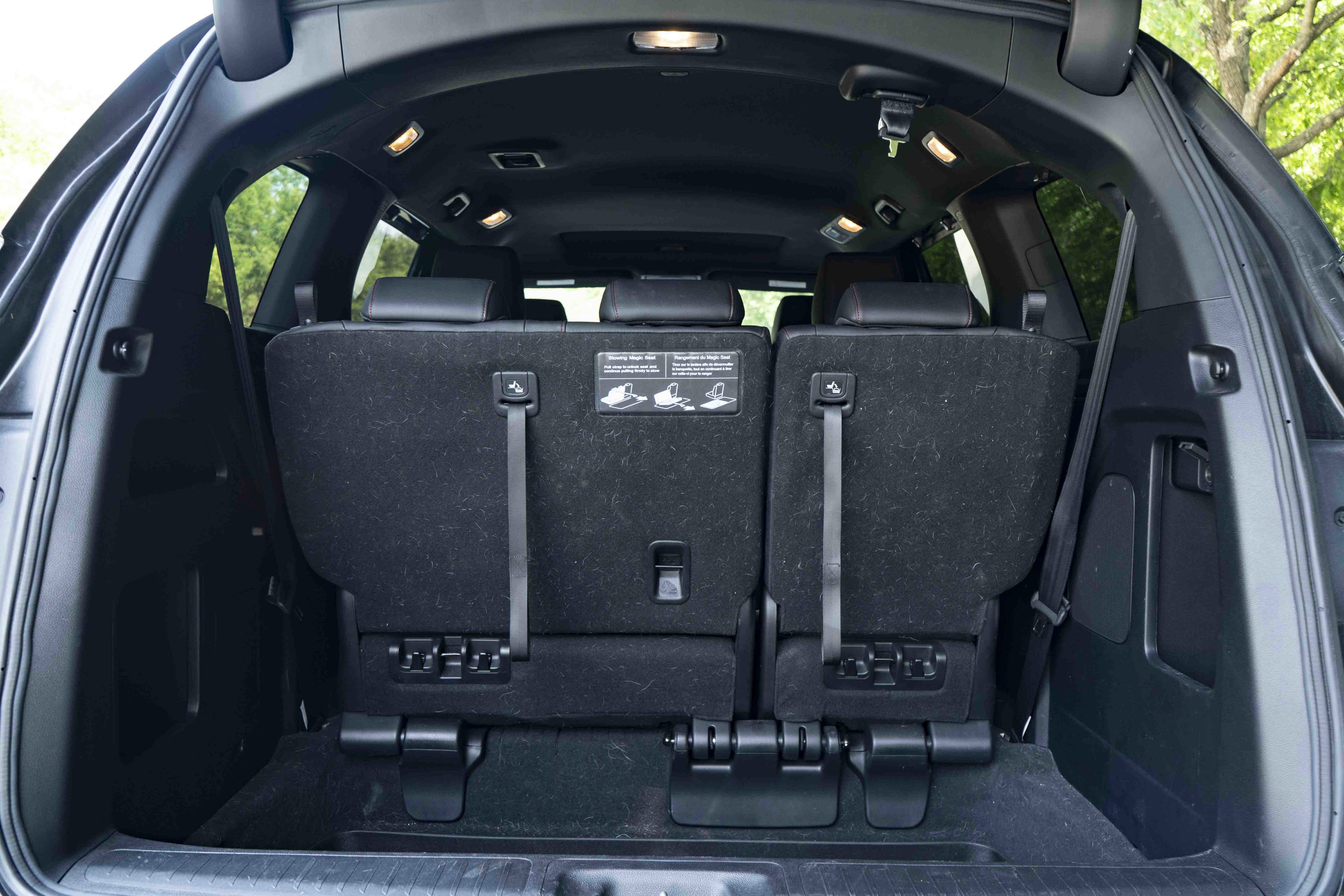 Used 2025 Honda Odyssey Sport-L image 42