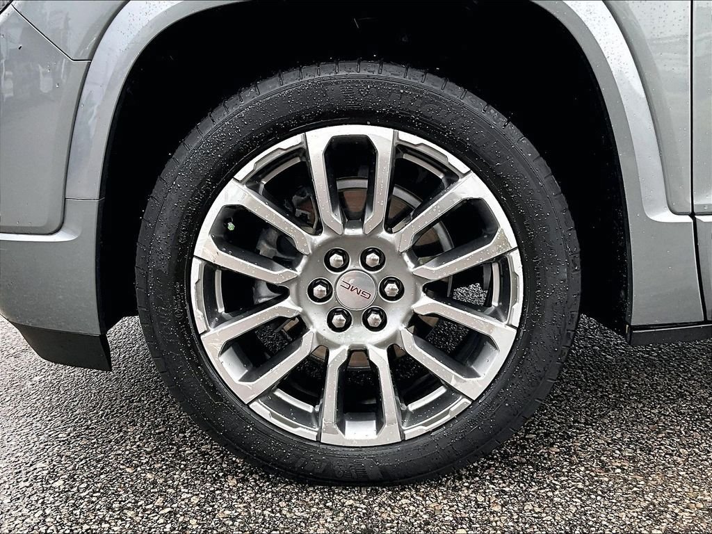 Used 2023 GMC Acadia Denali w/ Denali Ultimate Package AWD/4WD image 7