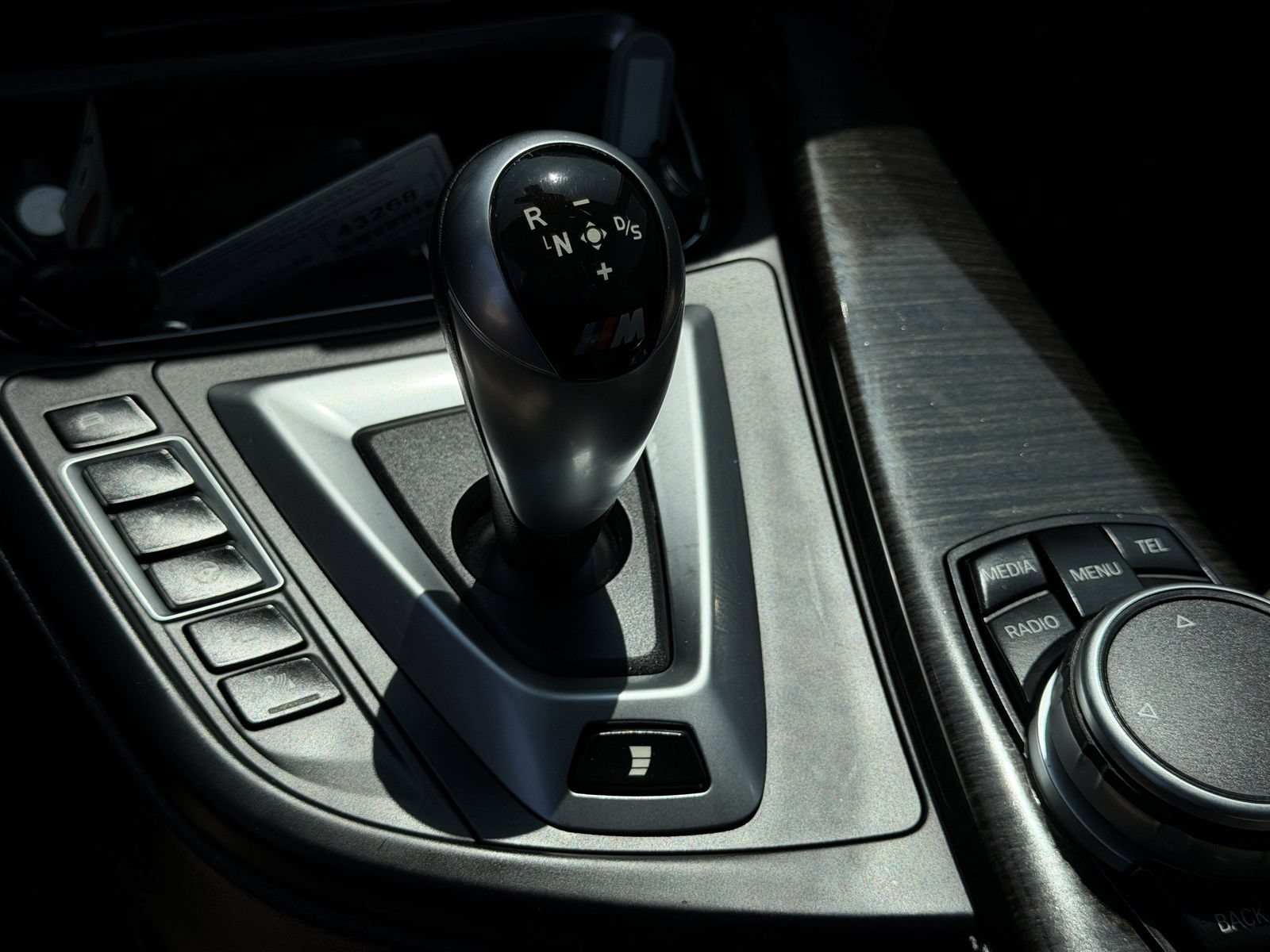 Used 2015 BMW M4 Convertible RWD image 18