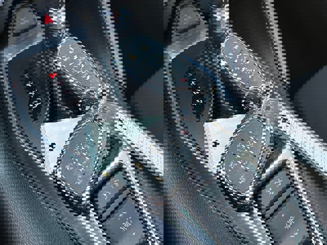 Used 2020 Chevrolet Camaro LT image 31