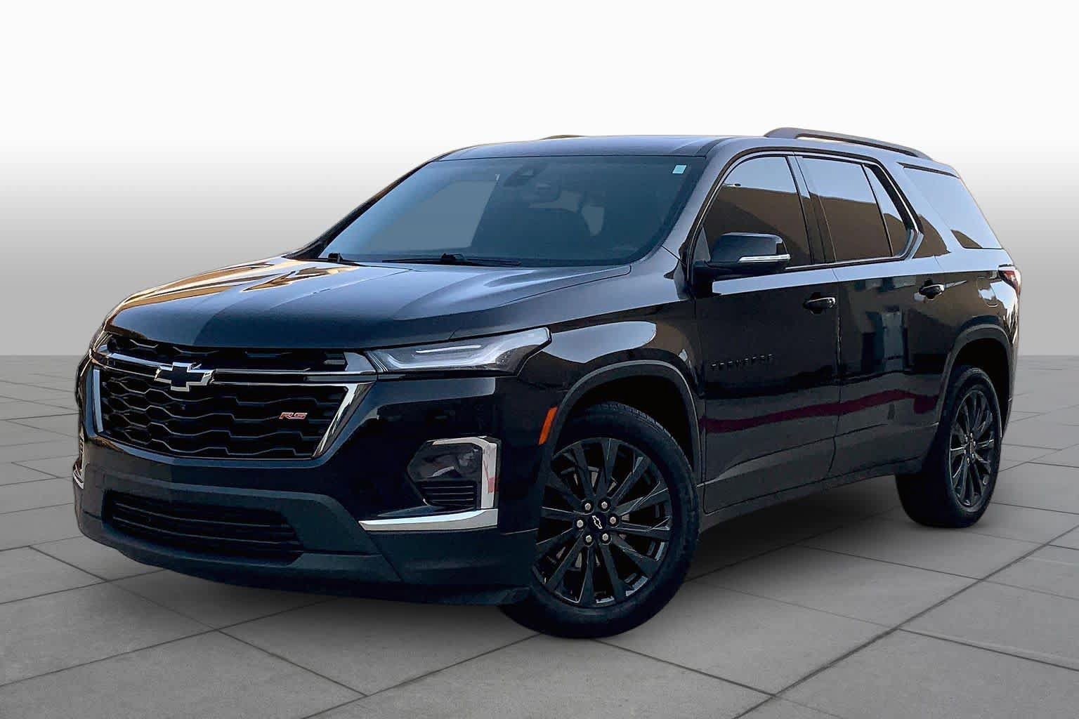 Used 2023 Chevrolet Traverse RS AWD/4WD image 1