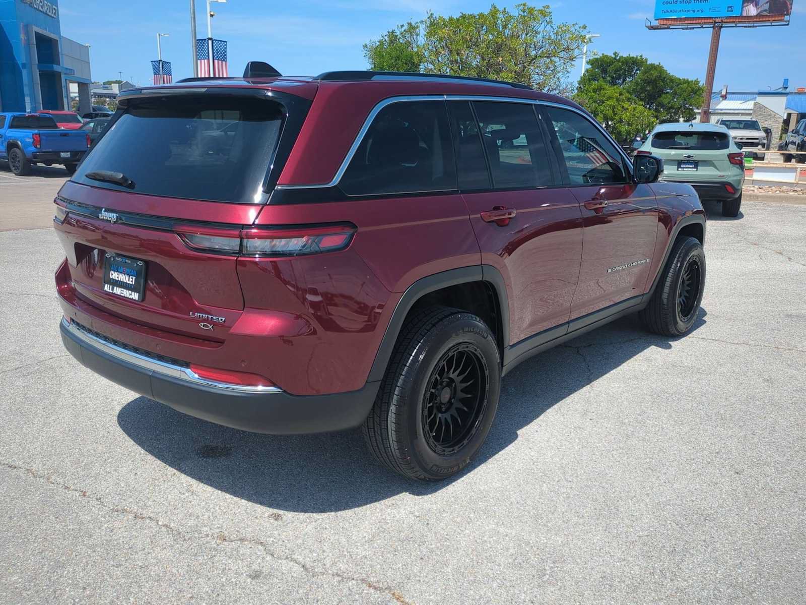 Used 2023 Jeep Grand Cherokee Limited RWD image 8
