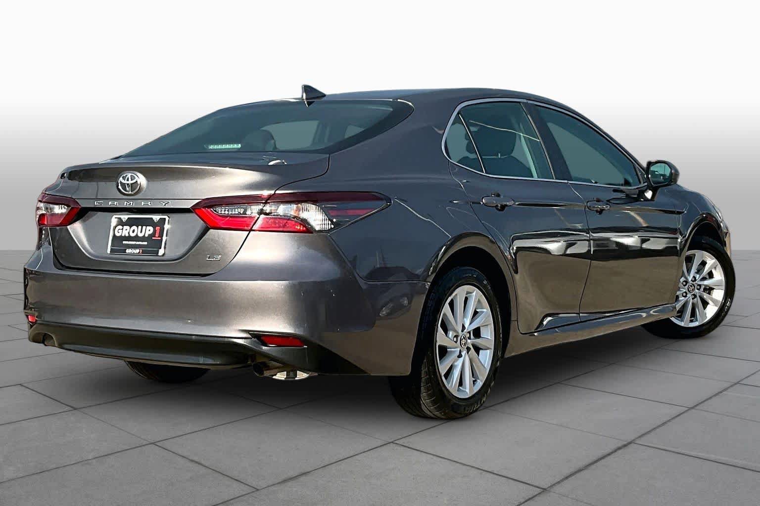 Used 2024 Toyota Camry LE FWD image 25