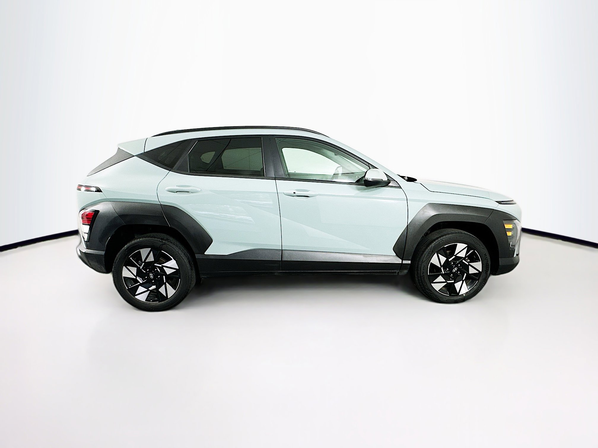 Used 2024 Hyundai Kona SEL image 10
