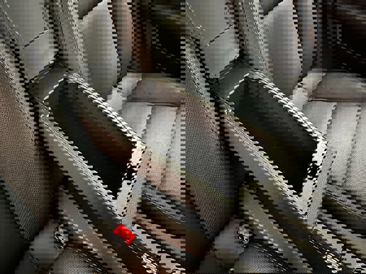 Used 2012 Porsche Panamera 4 image 57