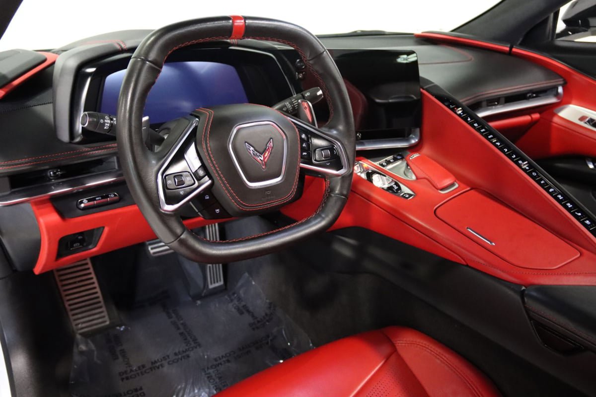 Used 2024 Chevrolet Corvette Stingray Premium Conv w/ Z51 Performance Package RWD image 41