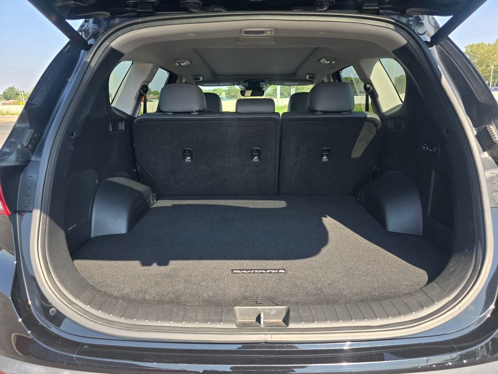 Used 2021 Hyundai Santa Fe Limited AWD/4WD image 18