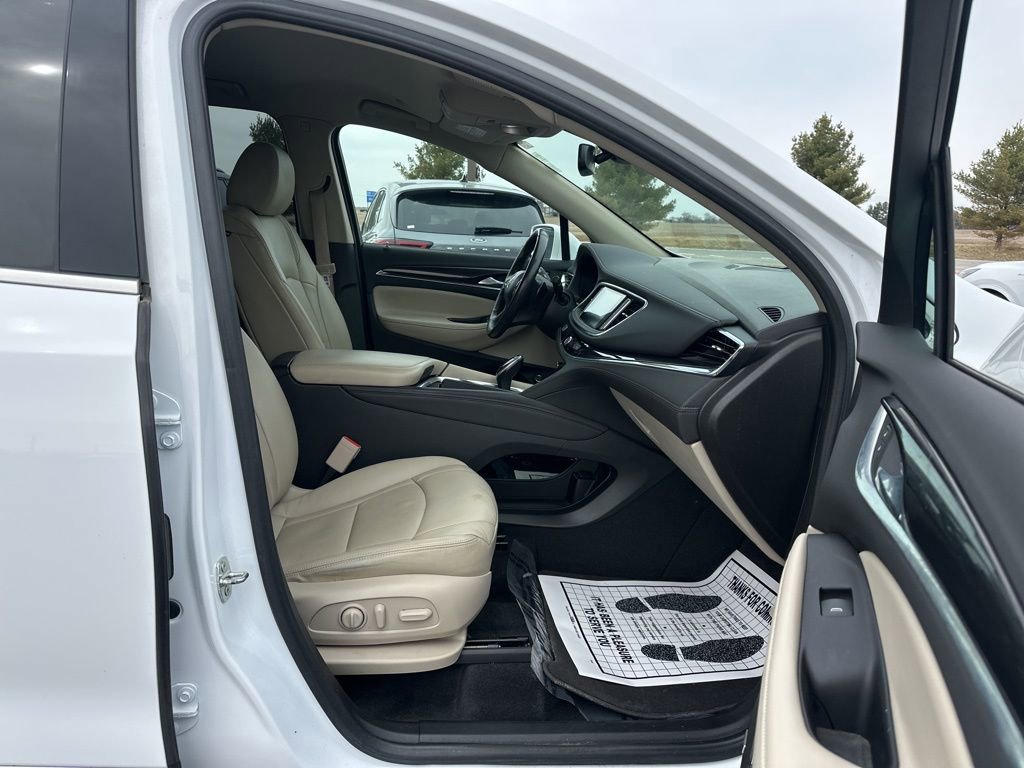 Used 2018 Buick Enclave Premium w/ Trailering Package image 30