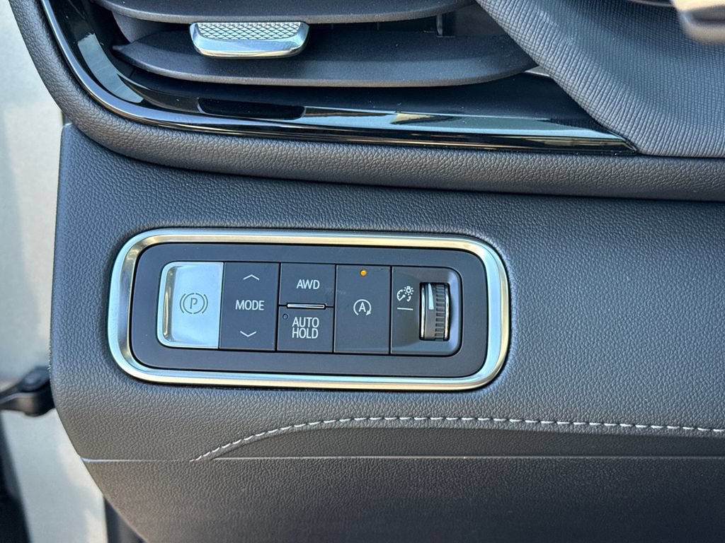 New 2026 Buick Enclave Preferred w/ Power Package AWD/4WD image 21