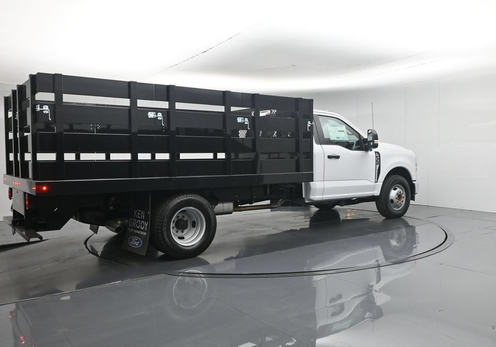 New 2026 Ford F350 XL w/ XL Chrome Package RWD image 4