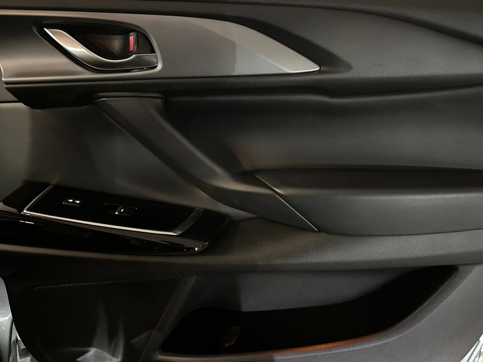 Used 2023 MAZDA CX-9 Touring image 22