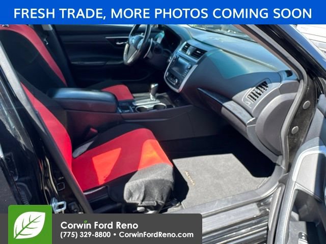 Used 2016 Nissan Altima 3.5 SL FWD image 10