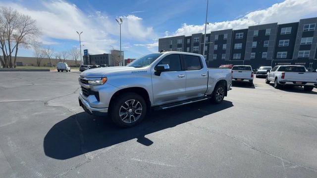 Used 2022 Chevrolet Silverado 1500 LT image 4